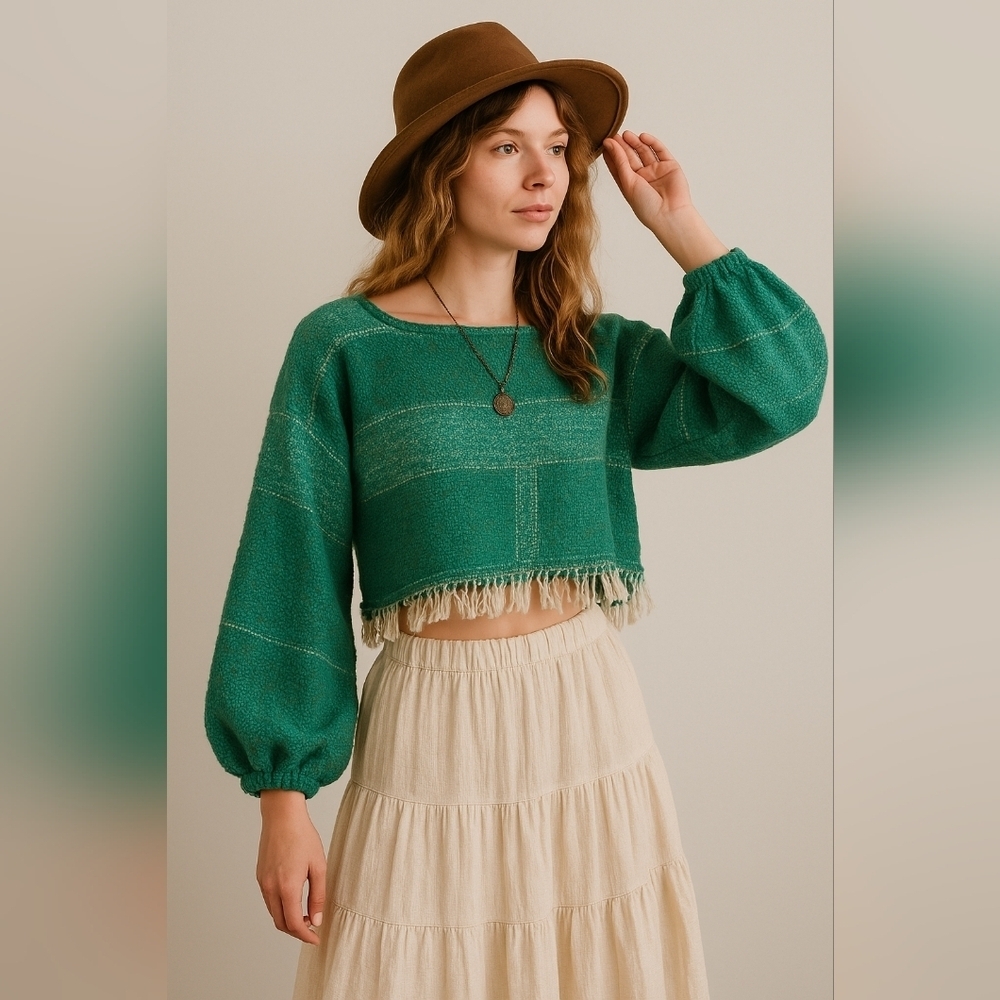 Vintage-Style Cropped Woven Pullover Green Gray White Fringe Hem Size S/M